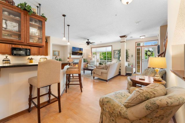 14518 Florissant Path 3090, Apple Valley, MN 55124