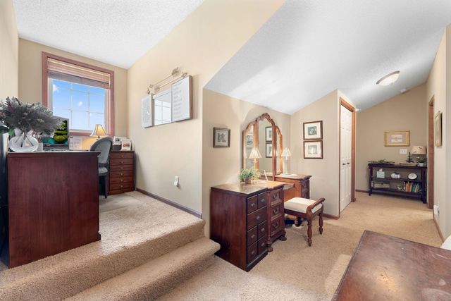14518 Florissant Path 3090, Apple Valley, MN 55124