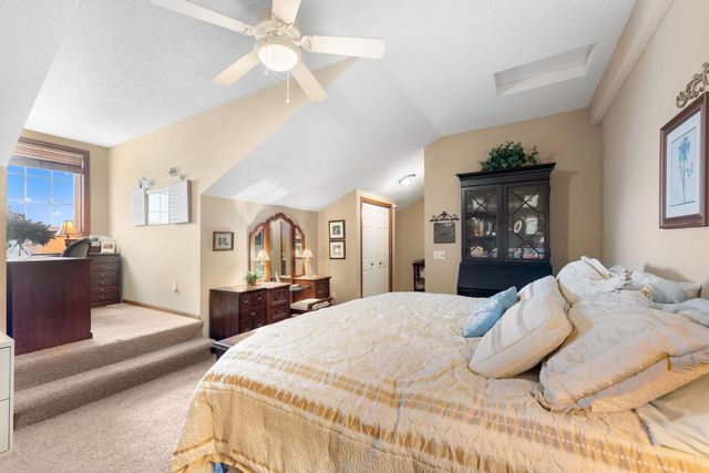 14518 Florissant Path 3090, Apple Valley, MN 55124