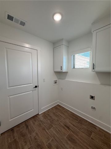 104 W Gilpin Street, Farmington, AR 72730