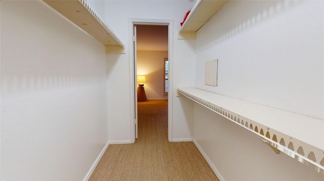 357 N Post Oak Lane 117, Houston, TX 77024