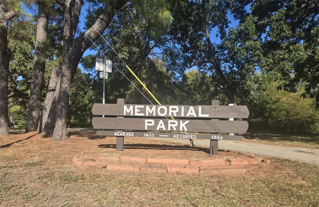 357 N Post Oak Lane 117, Houston, TX 77024