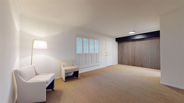 357 N Post Oak Lane 117, Houston, TX 77024