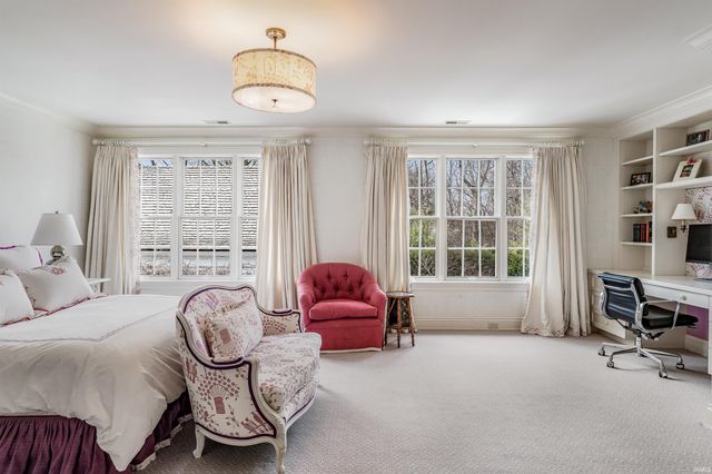 2910 Covington Lake Drive, Fort Wayne, IN 46804