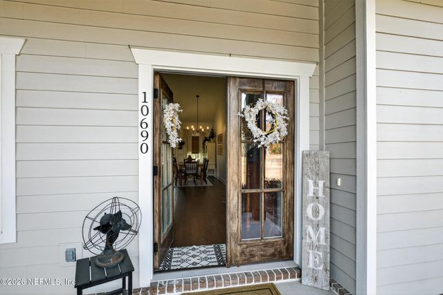 10690 S RUNWAY Circle, Glen St. Mary, FL 32040