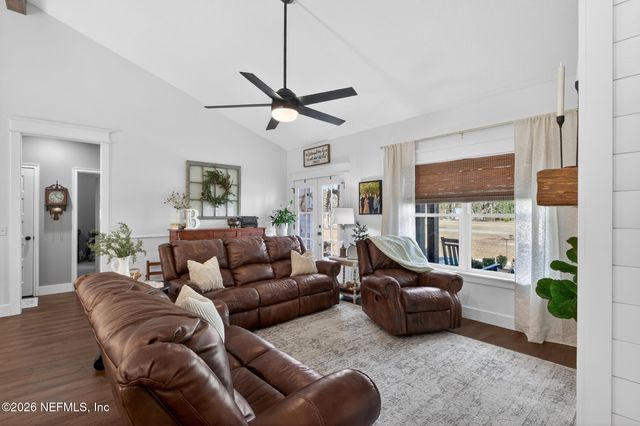 10690 S RUNWAY Circle, Glen St. Mary, FL 32040