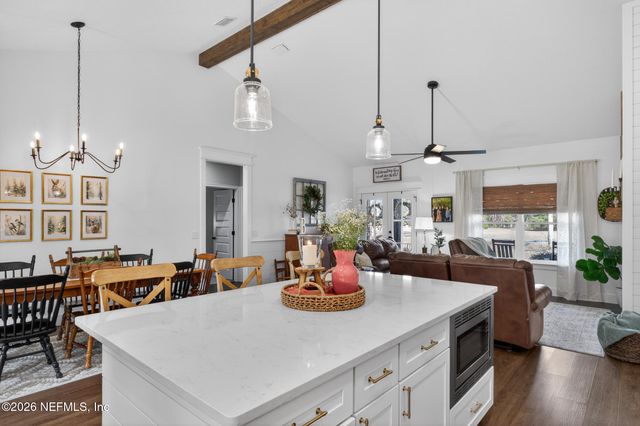 10690 S RUNWAY Circle, Glen St. Mary, FL 32040