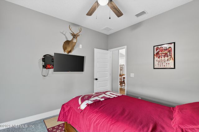 10690 S RUNWAY Circle, Glen St. Mary, FL 32040