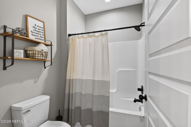 10690 S RUNWAY Circle, Glen St. Mary, FL 32040