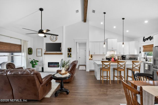 10690 S RUNWAY Circle, Glen St. Mary, FL 32040