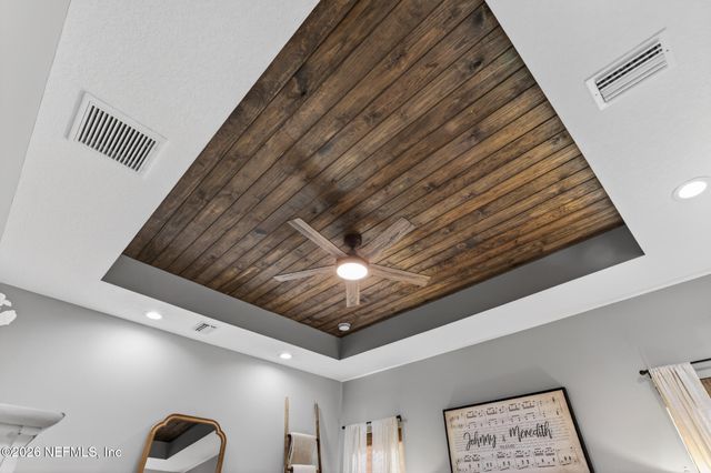 10690 S RUNWAY Circle, Glen St. Mary, FL 32040