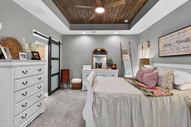 10690 S RUNWAY Circle, Glen St. Mary, FL 32040