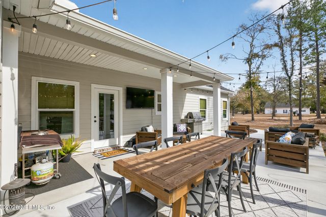 10690 S RUNWAY Circle, Glen St. Mary, FL 32040