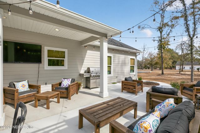 10690 S RUNWAY Circle, Glen St. Mary, FL 32040