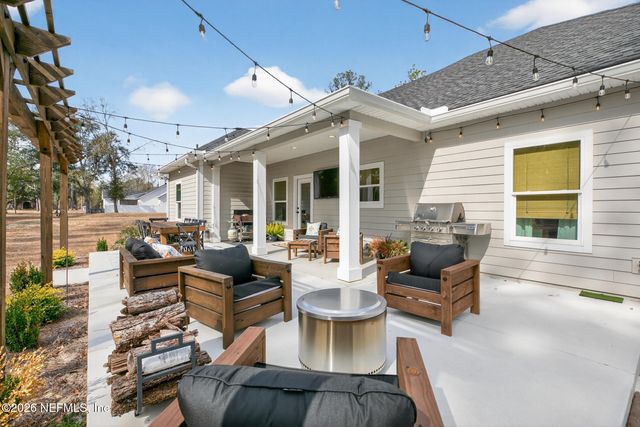 10690 S RUNWAY Circle, Glen St. Mary, FL 32040