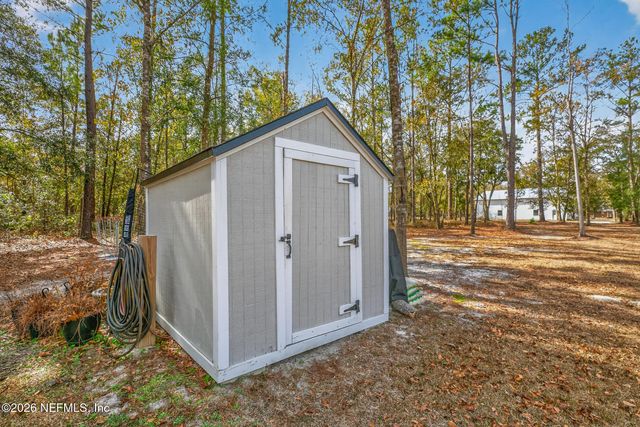 10690 S RUNWAY Circle, Glen St. Mary, FL 32040