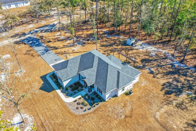 10690 S RUNWAY Circle, Glen St. Mary, FL 32040