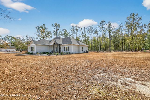 10690 S RUNWAY Circle, Glen St. Mary, FL 32040