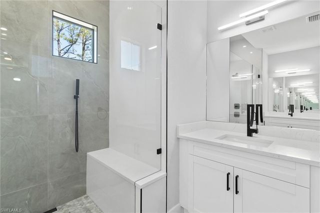 2740 35th AVE NE, Naples, FL 34120