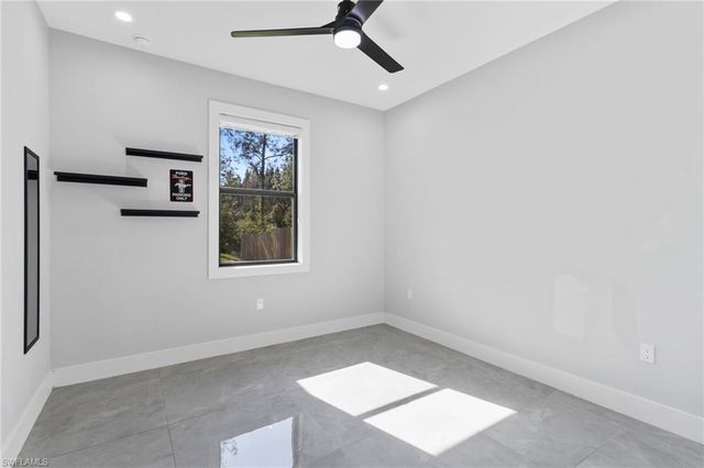 2740 35th AVE NE, Naples, FL 34120