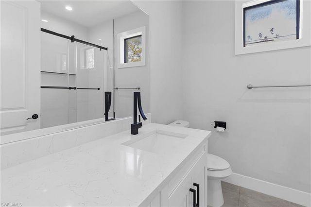 2740 35th AVE NE, Naples, FL 34120