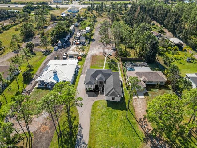 2740 35th AVE NE, Naples, FL 34120