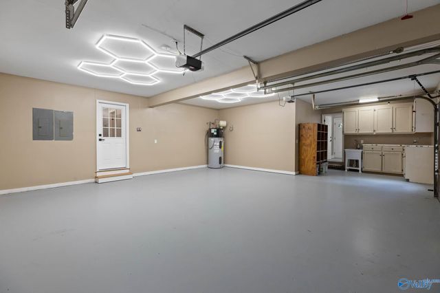2517 Garth Road SE, Huntsville, AL 35801