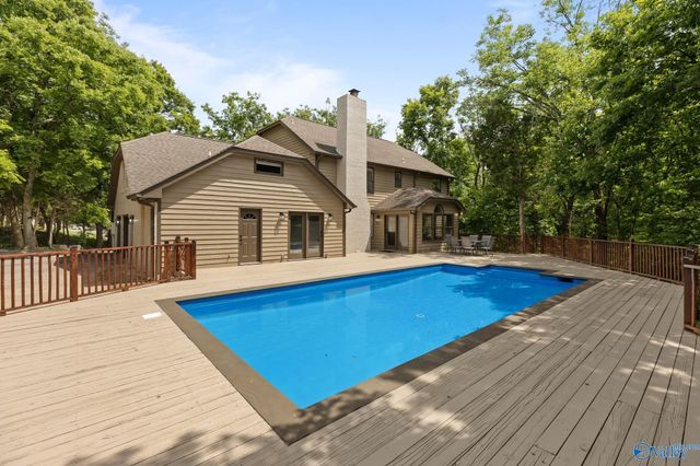 2517 Garth Road SE, Huntsville, AL 35801
