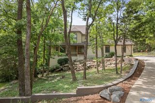 2517 Garth Road SE, Huntsville, AL 35801