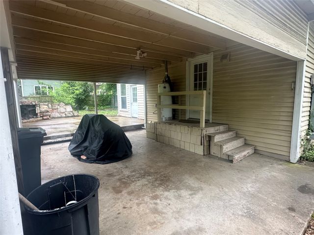 504 1st Street, Terrell, TX 75160