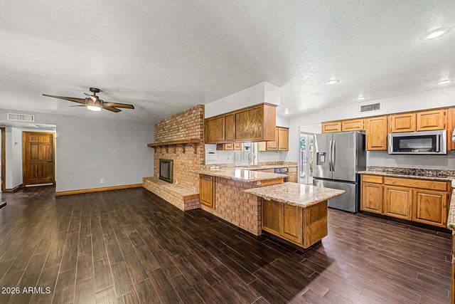 2320 W HARRISON Street, Chandler, AZ 85224