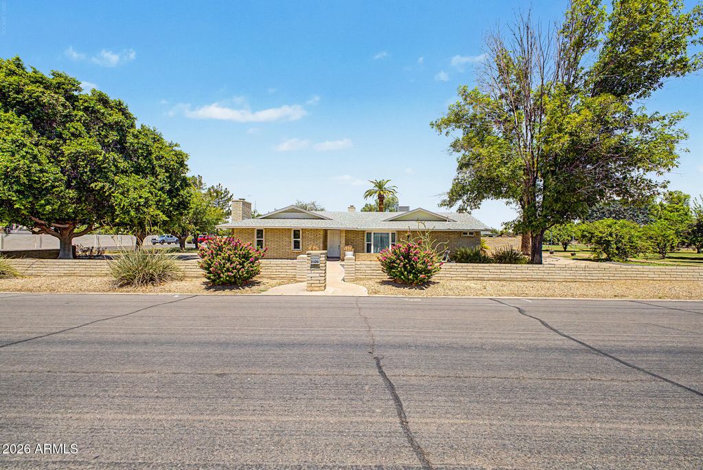 2320 W HARRISON Street, Chandler, AZ 85224 — photo 2
