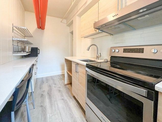 370 Chestnut Hill Ave B, Boston, MA 02135