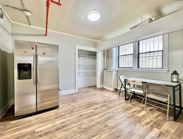 370 Chestnut Hill Ave B, Boston, MA 02135