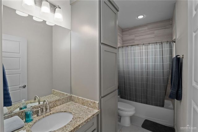 3604 E Bali Drive, Edinburg, TX 78542