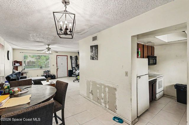4017 Tree Ridge Lane NE, Palm Bay, FL 32905