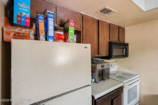 4017 Tree Ridge Lane NE, Palm Bay, FL 32905