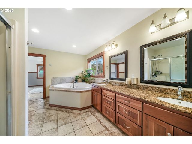 33678 MARYS RIVER ESTATES Rd, Philomath, OR 97370