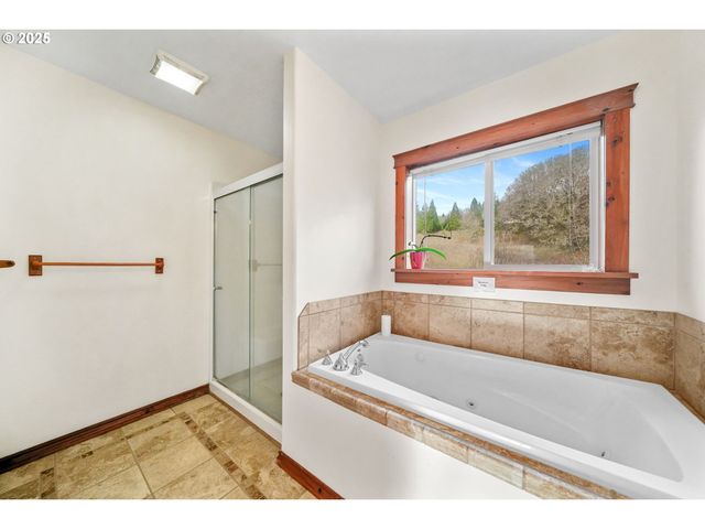 33678 MARYS RIVER ESTATES Rd, Philomath, OR 97370