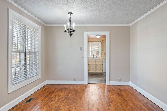 609 Jefferson Street, Bentonville, AR 72712