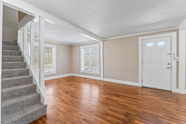 609 Jefferson Street, Bentonville, AR 72712