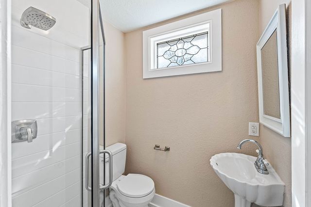 609 Jefferson Street, Bentonville, AR 72712