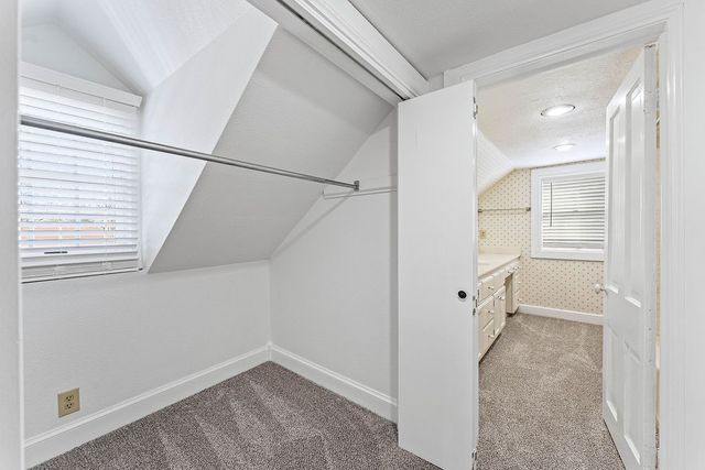 609 Jefferson Street, Bentonville, AR 72712