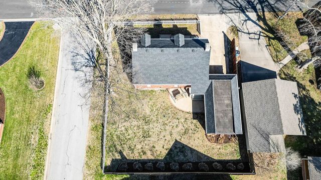 609 Jefferson Street, Bentonville, AR 72712