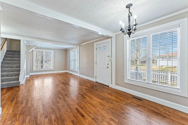 609 Jefferson Street, Bentonville, AR 72712