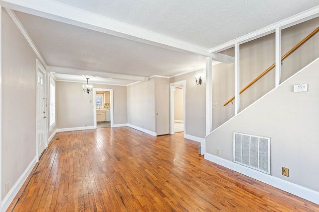 609 Jefferson Street, Bentonville, AR 72712