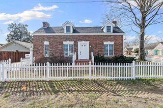 609 Jefferson Street, Bentonville, AR 72712