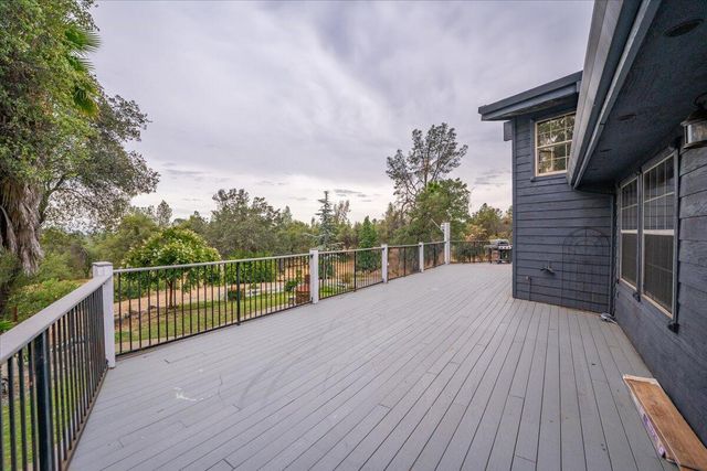 12500 Bailey Road, Redding, CA 96003