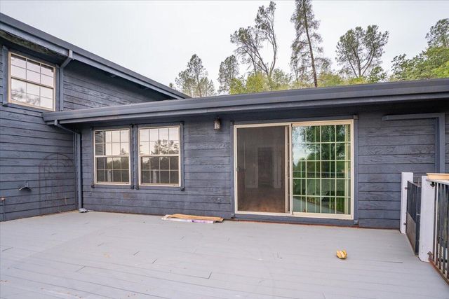 12500 Bailey Road, Redding, CA 96003