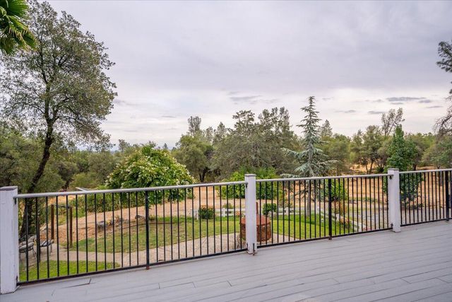 12500 Bailey Road, Redding, CA 96003